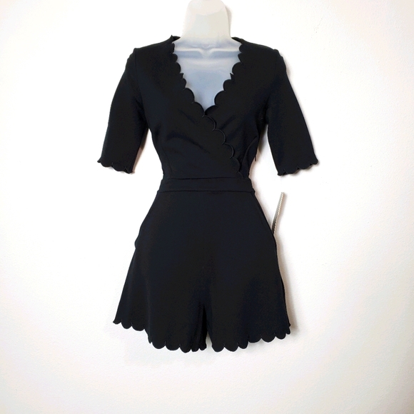 French Connection Beau Scallop-Trim Romper - US 4 - Picture 3 of 11